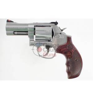 S&W 686 Plus Deluxe - 3" .357 Magnum