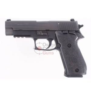 Sig Sauer P220 SAO .45 ACP w/ Night Sights
