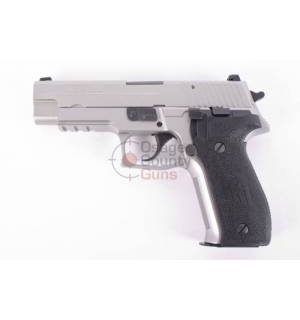 Sig Sauer P226 .40 Stainless w/ Night Sights